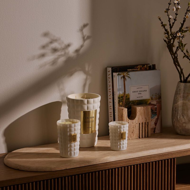 edion cello suite no 29 montecarlo night nero scented candle 500g