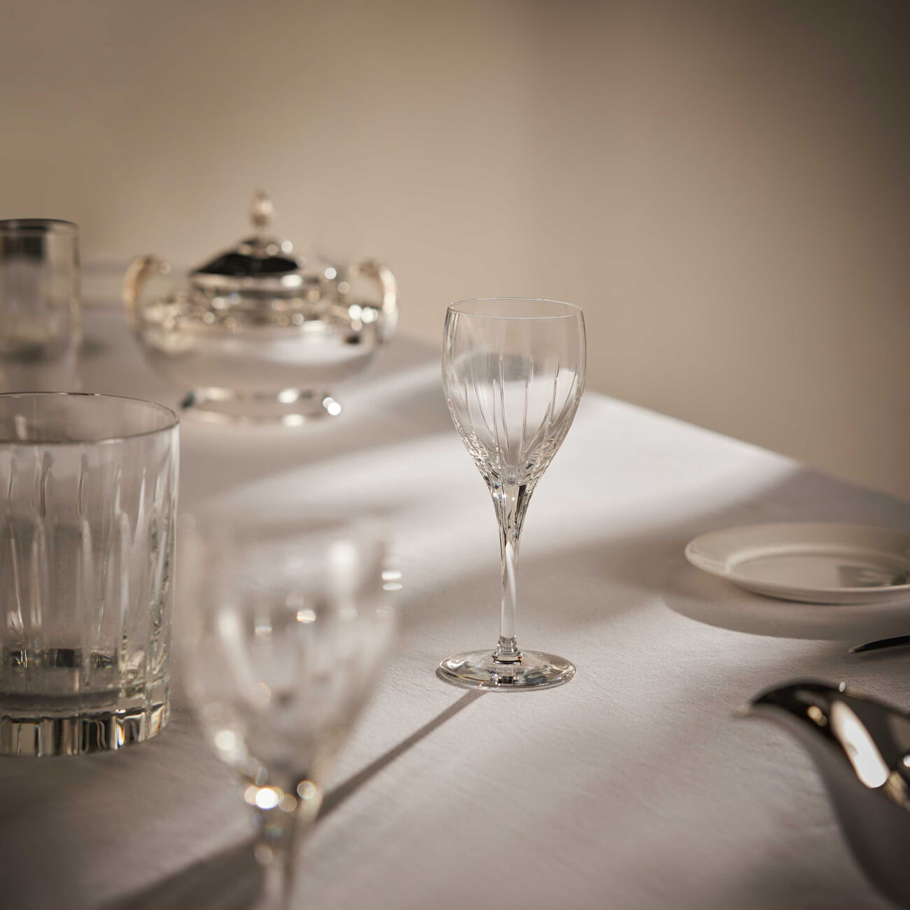 christofle iriana wine glass clear
