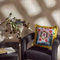 فيرساتشي وسادة تريزور دو لا مير