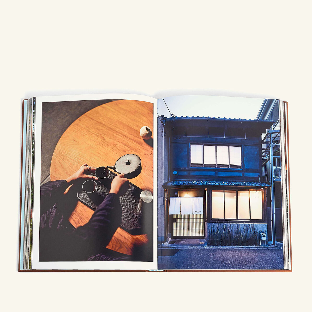 assouline secret stays book 33x25cm