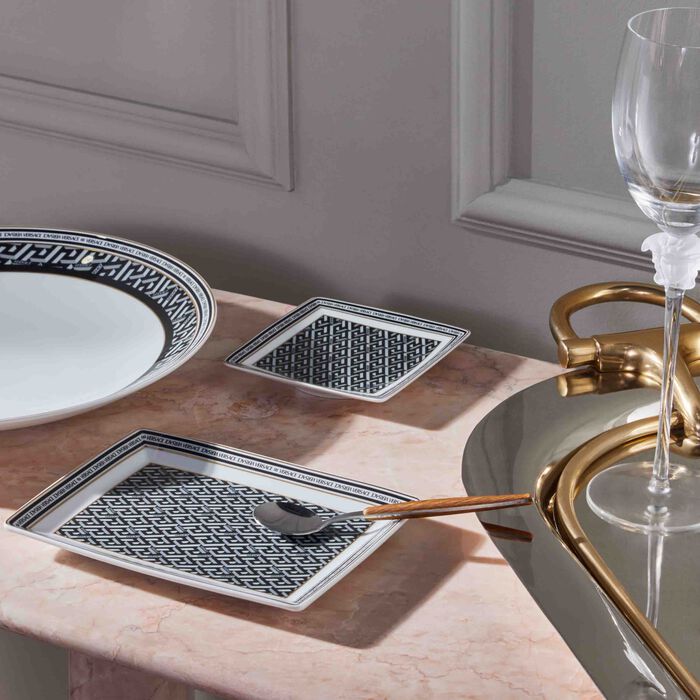 La Greca Signature Serving Platter Rectangular 21cm versace la greca signature serving platter rectangular 21cm