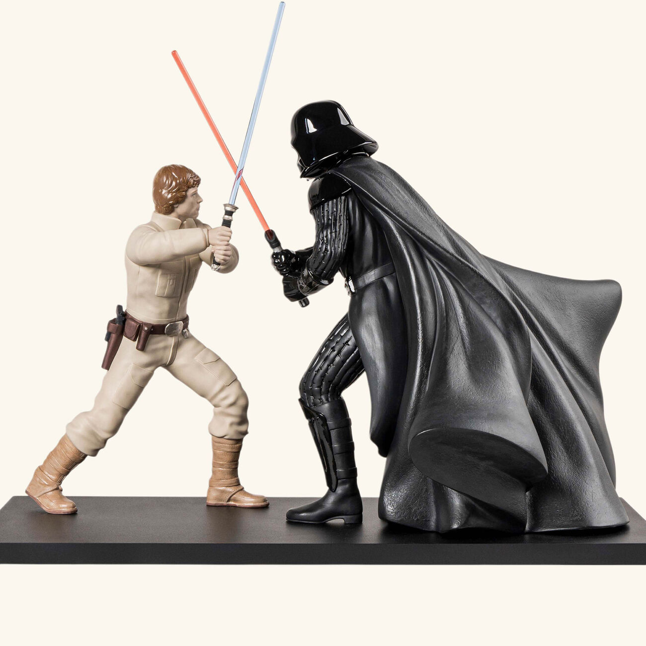 لادرو منحوتة معركة بيسبين بحجم كبير