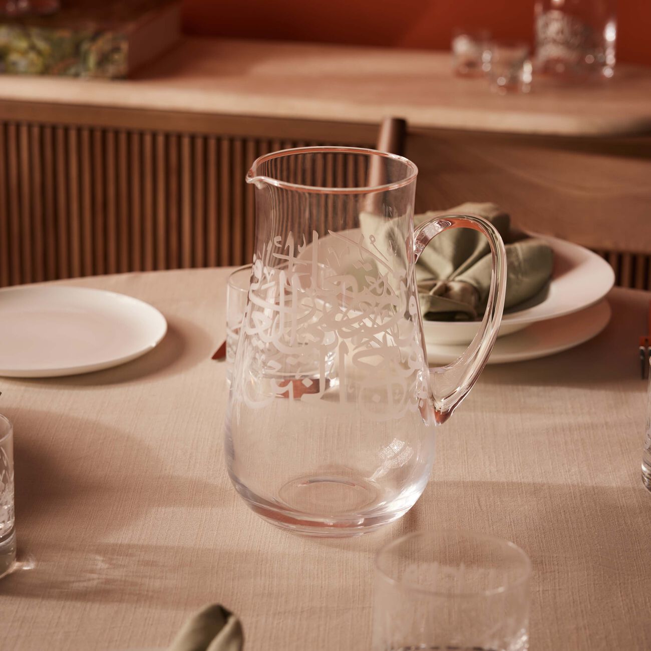 dimlaj thuluth jug clear