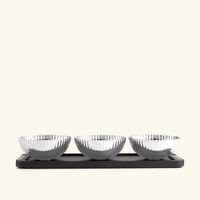 طقم أوعية التقديم بيرنادوت باللون البني جورج جنسن طقم أوعية التقديم بيرنادوت باللون البني