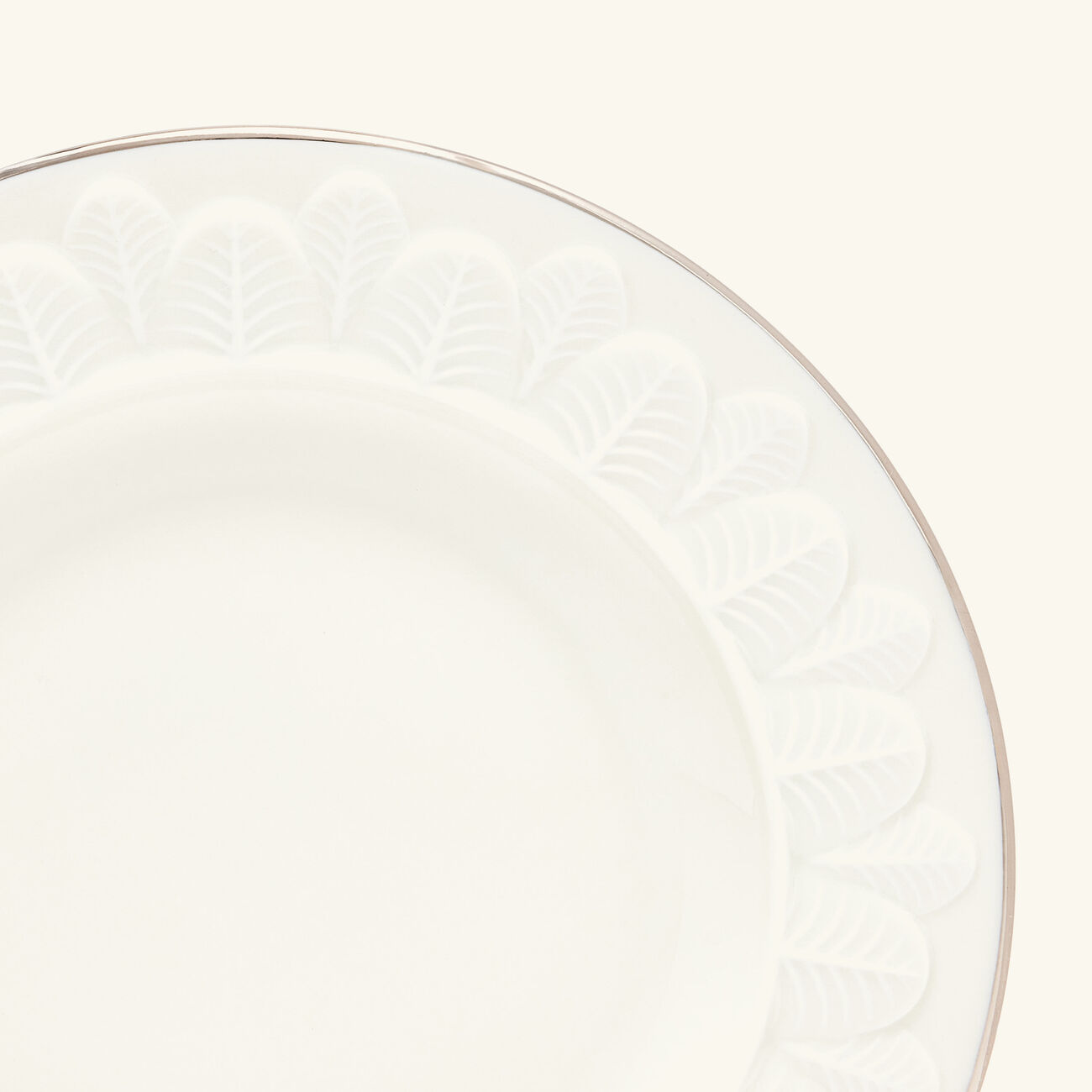 Peacock Bread Plate White 17cm villari peacock bread plate white 17cm