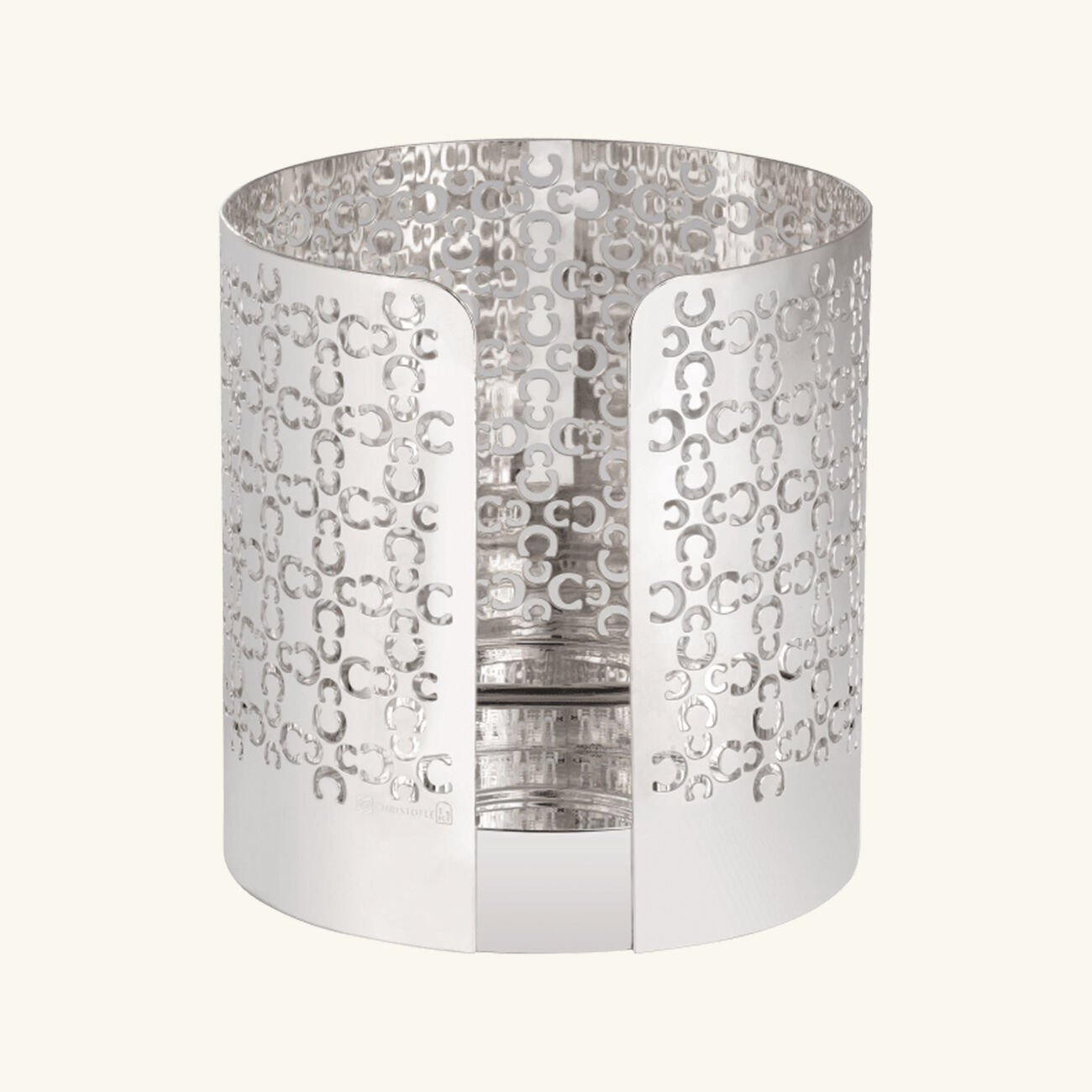 حامل الشموع آيكونك باللون الفضي كريستوفل حامل الشموع آيكونك باللون الفضي