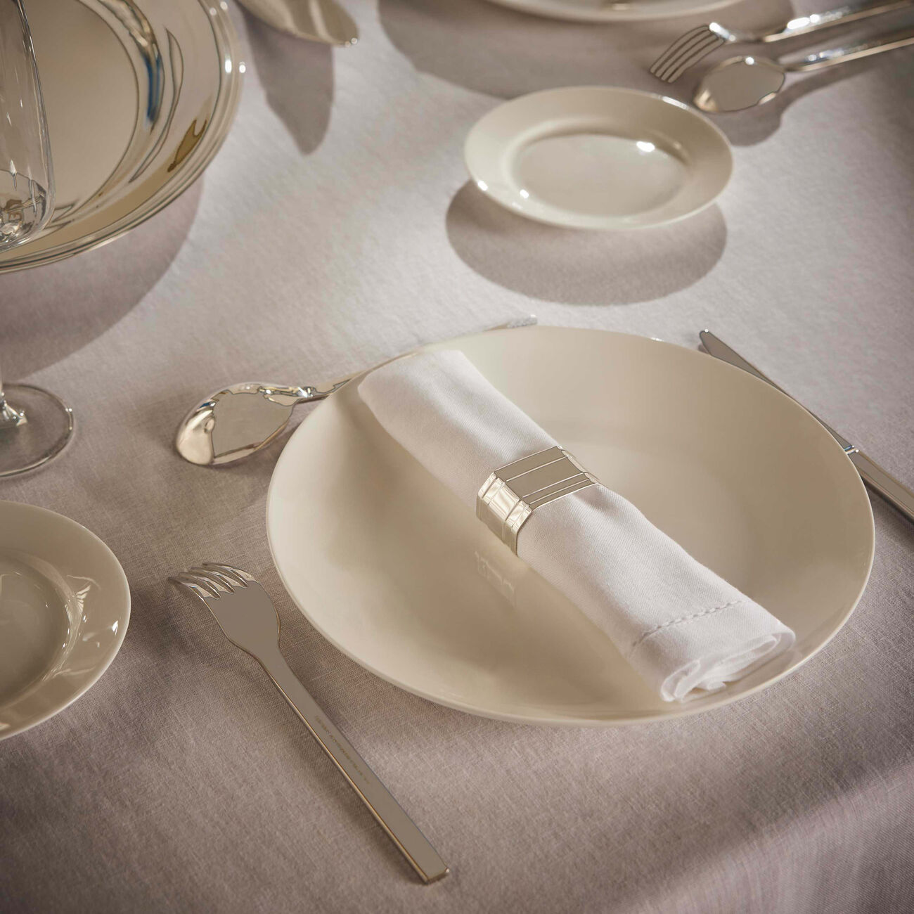 christofle hyacinthe napkin ring silver