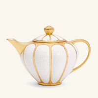 villari amour coffee pot white