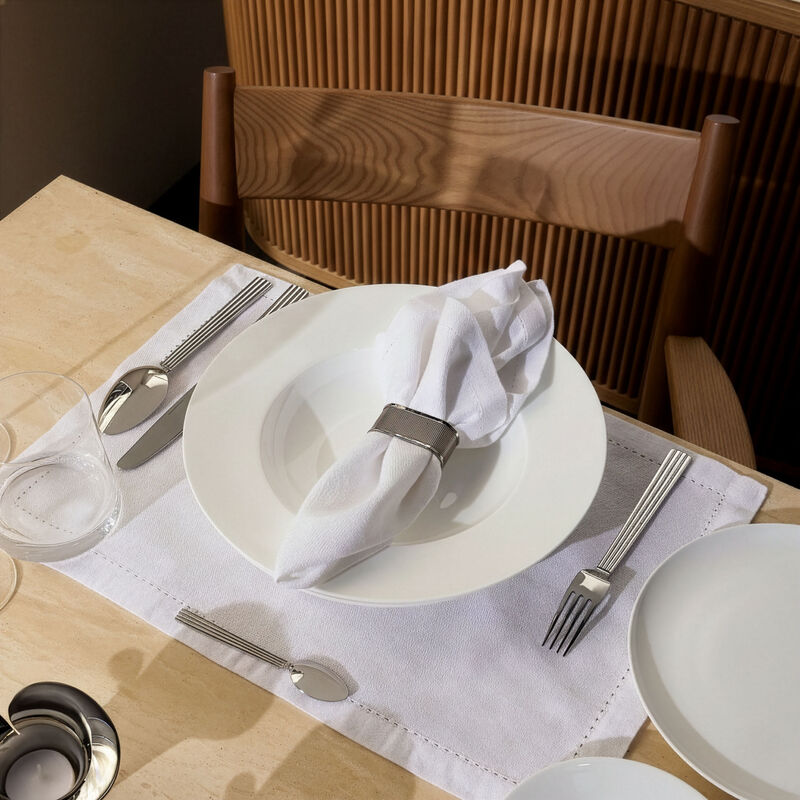 جورج جنسن طقم أدوات المائدة بيرنادوت من 24 قطعة شفاف