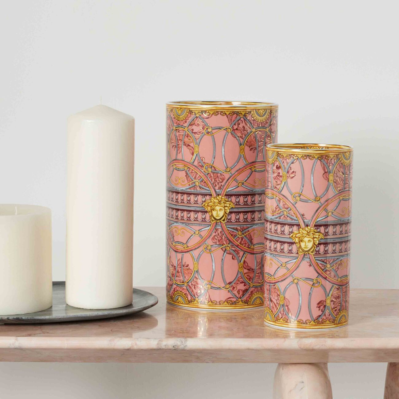 فيرساتشي مزهرية سكالا ديل بالاتزو روزا متوسطة وردية