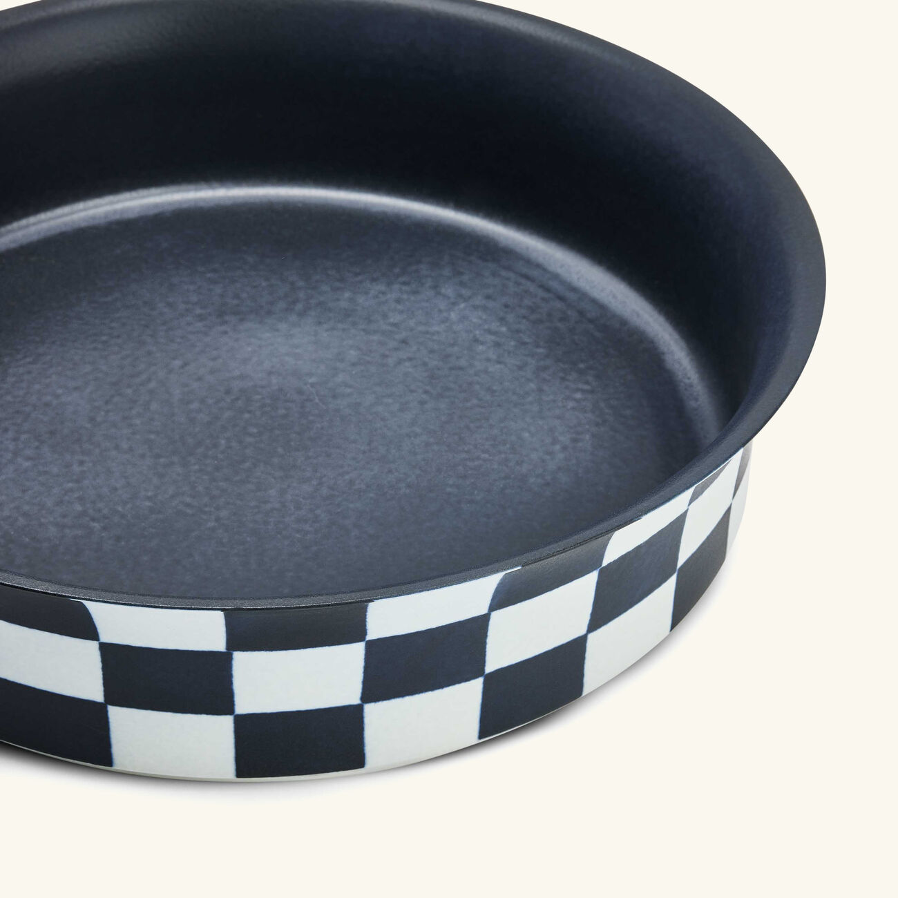 لوبجيه قطعة ديكور مركزية دامييه بيضاء