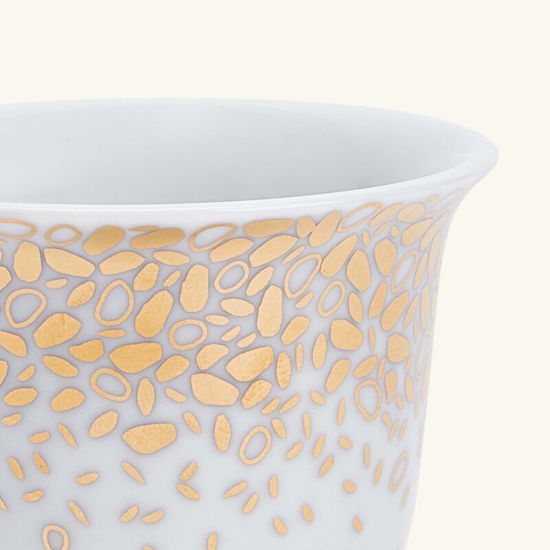 طقم تمرة دايتس بوتوم المؤلف من فنجانين للقهوة العربية باللون الذهبي صلصال طقم تمرة دايتس بوتوم المؤلف من فنجانين للقهوة العربية باللون الذهبي