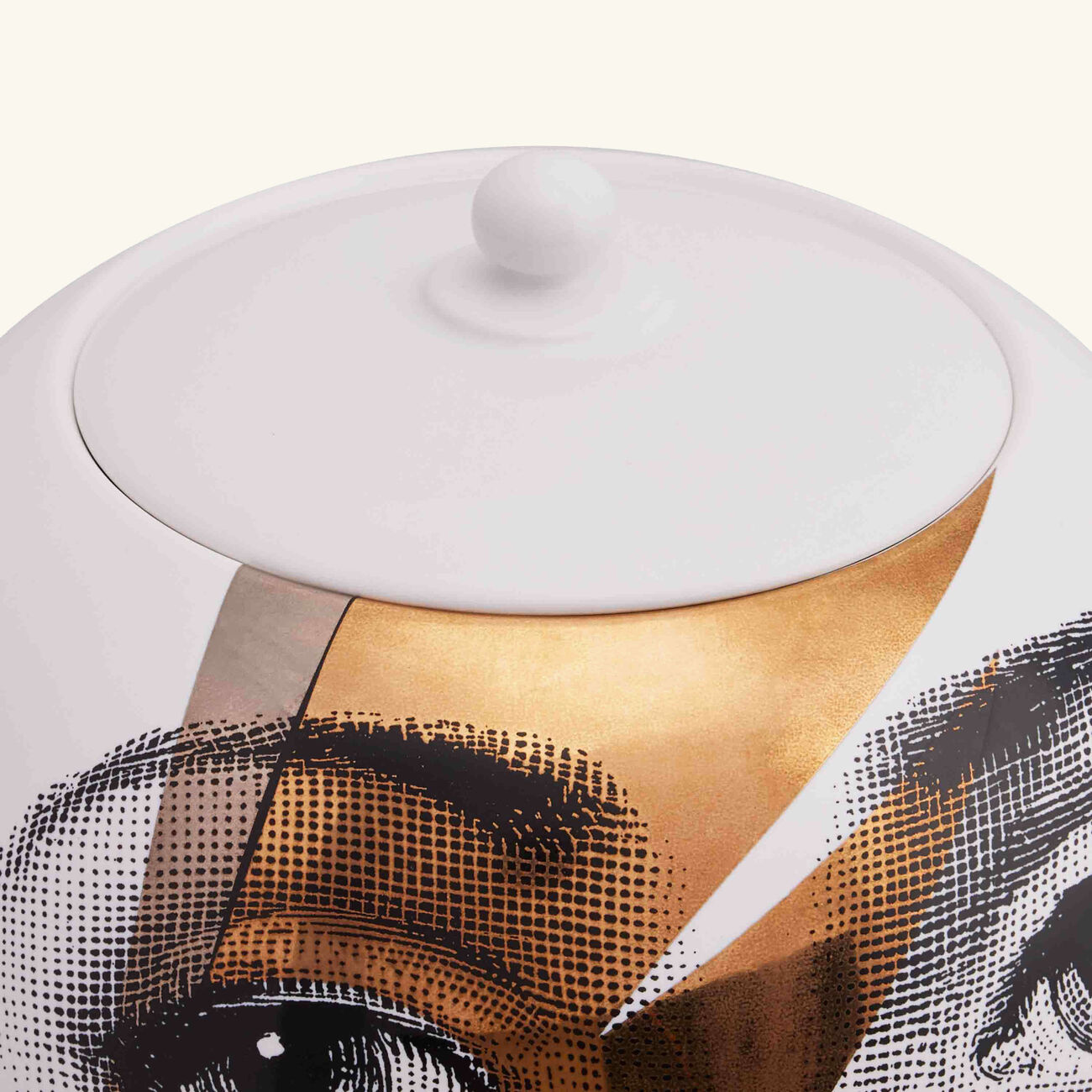 fornasetti tema e variazioni no 375 vase medium white