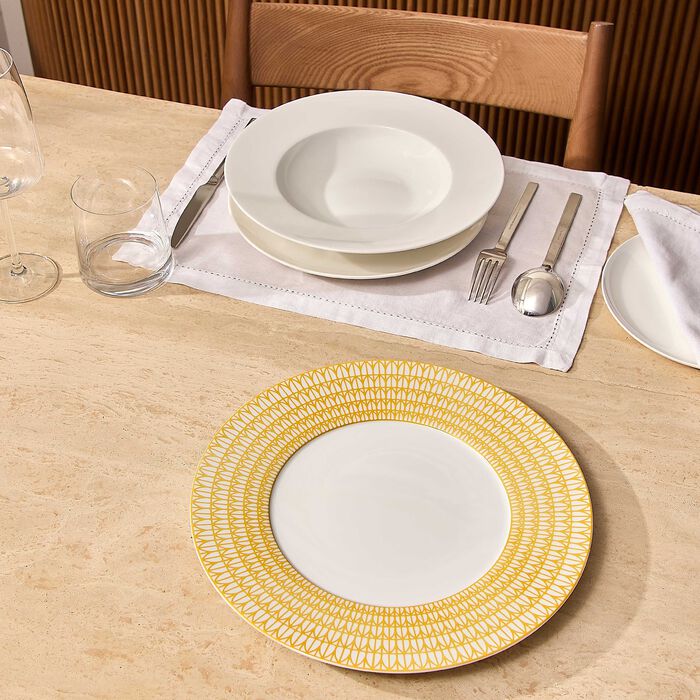 Malmaison Riviera Underplate Round Yellow 31 cm christofle malmaison riviera underplate round yellow 31 cm