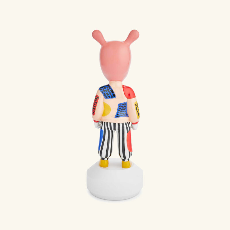 لادرو منحوتة ذا غيست كبيرة بإصدار محدود