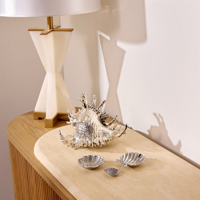 وعاء مارينا فضي بوتشيلاتي وعاء مارينا فضي