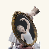 منحوتة ما بيرفكت بوز على شكل راقصة باليه صغيرة بيضاء لادرو منحوتة ما بيرفكت بوز على شكل راقصة باليه صغيرة بيضاء