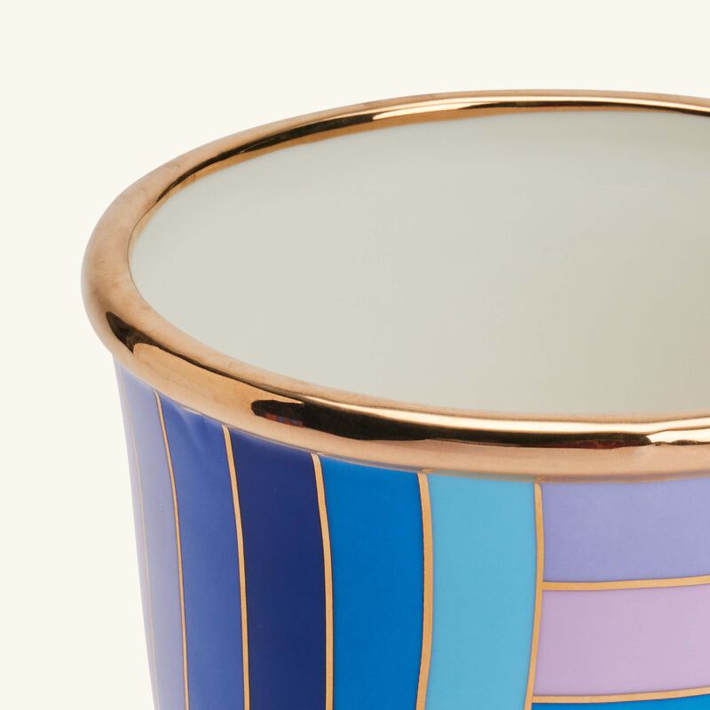 جوناثان أدلر قطعة ديكور مركزية سكالا بيديستال مزينة بنقوش