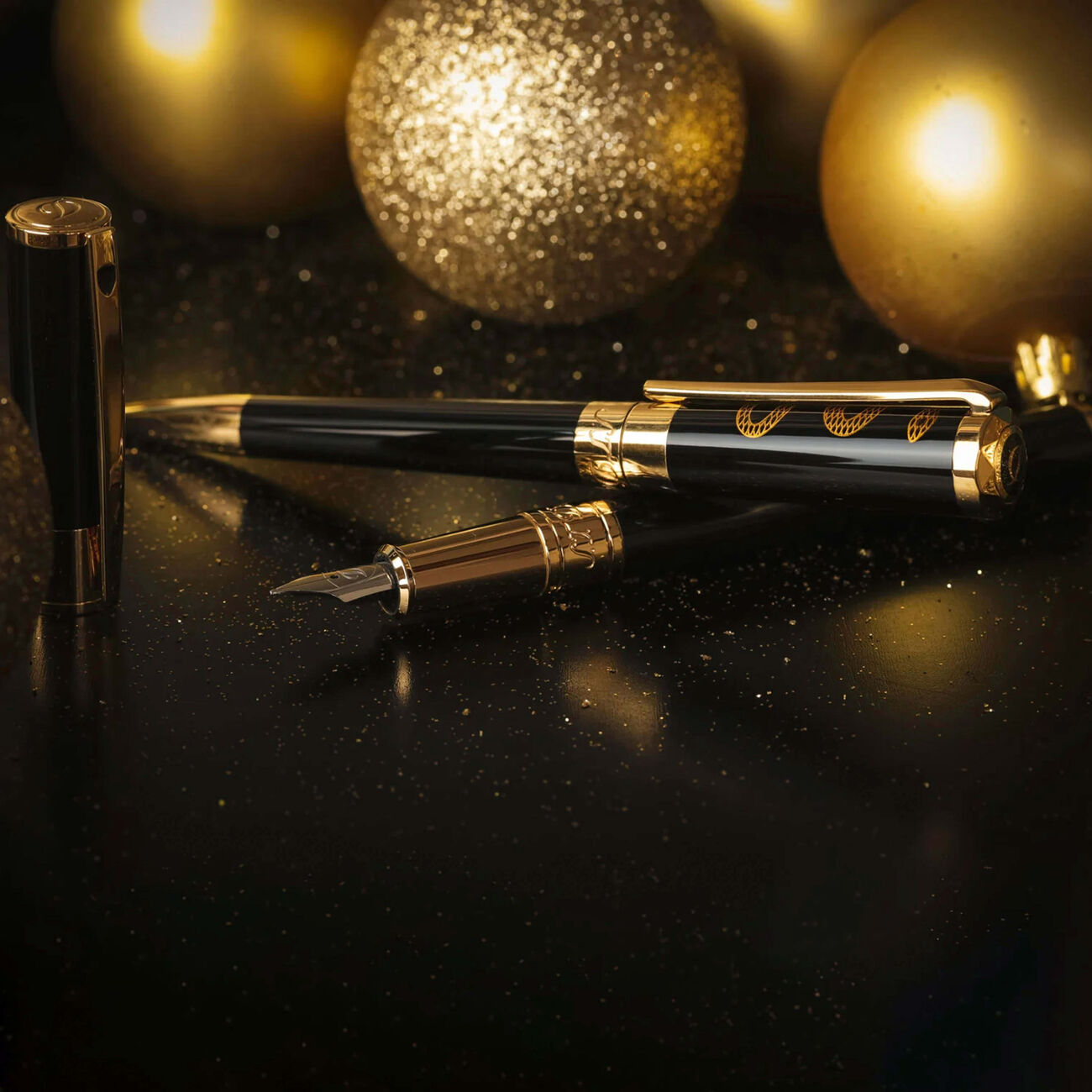 Liberte Rollerball Pen Gold st dupont liberte rollerball pen gold