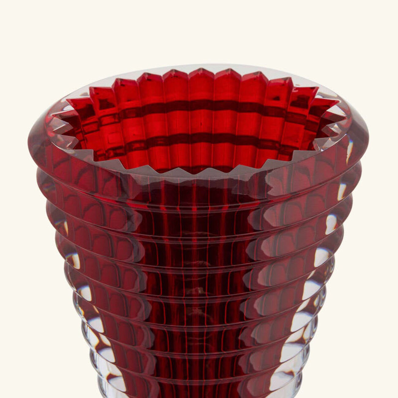 baccarat eye vase round small red