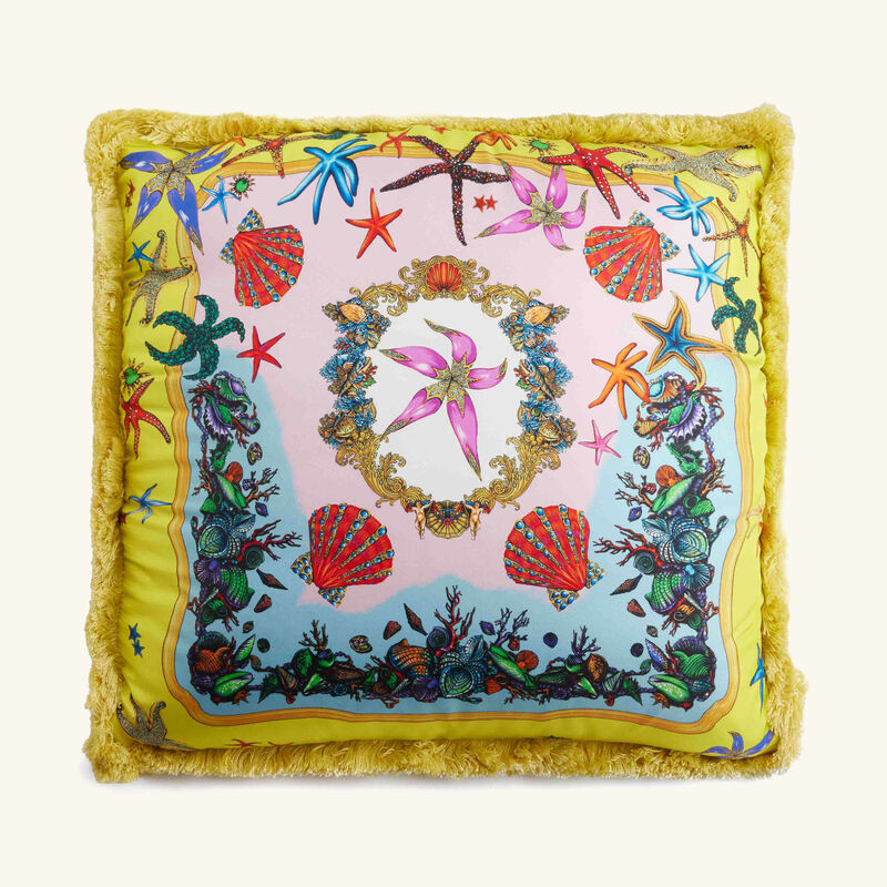 فيرساتشي وسادة تريزور دو لا مير