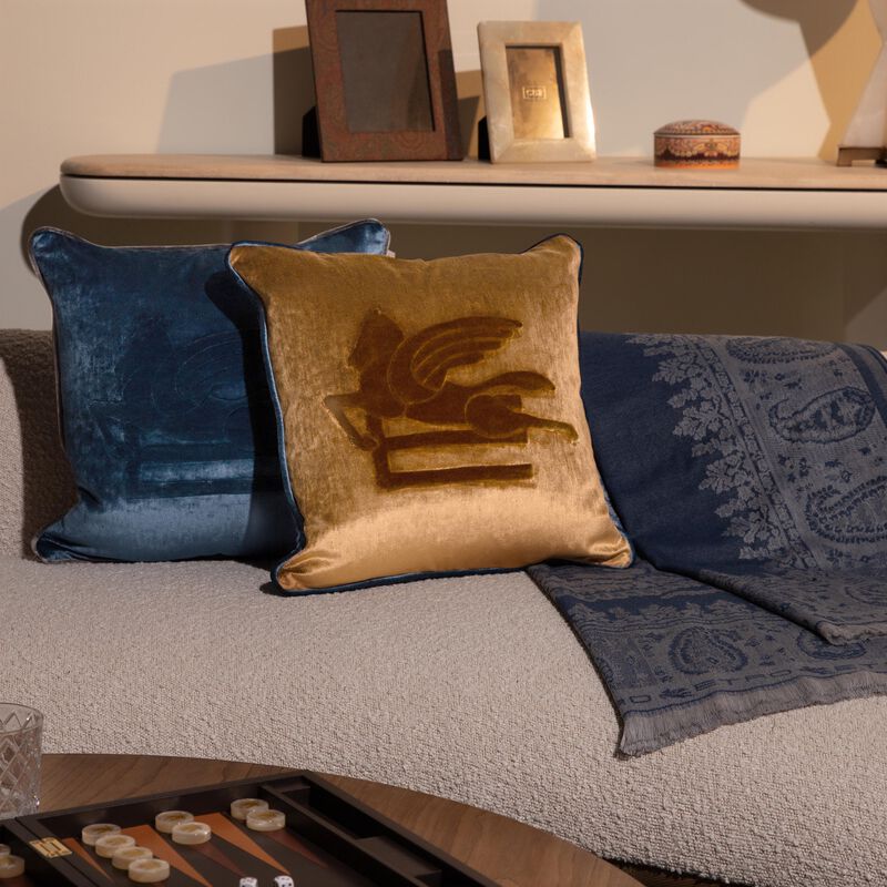 etro pegaso embroided cushion amber