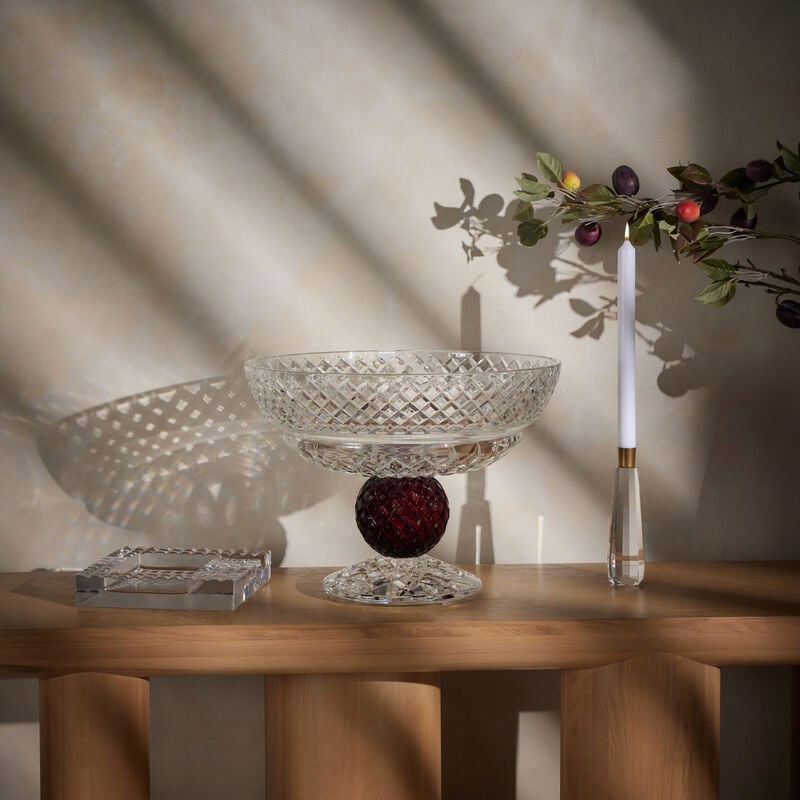 ماريو تشيوني قطعة الديكور كاترينا كبيرة الحجم حمراء