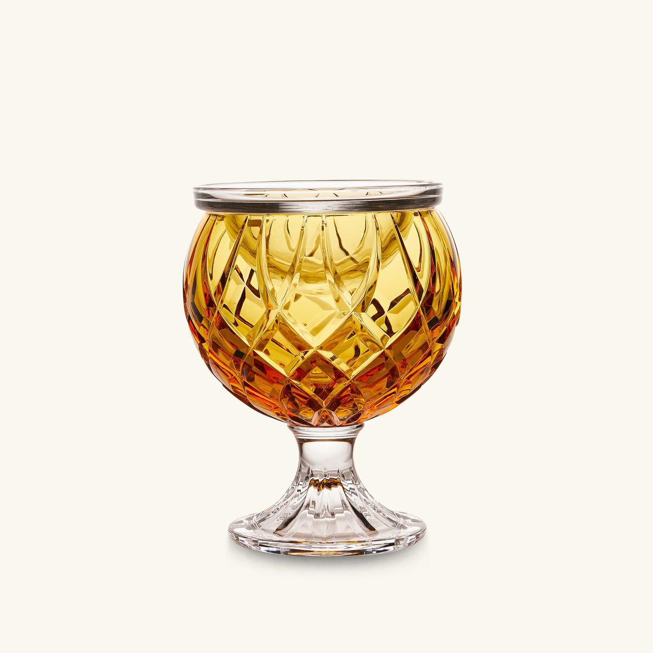 ماريو تشيوني مبخرة عنبرية اللون