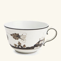 فنجان الشاي أنتيكو دوتشيا أسود جينوري 1735 فنجان الشاي أنتيكو دوتشيا أسود