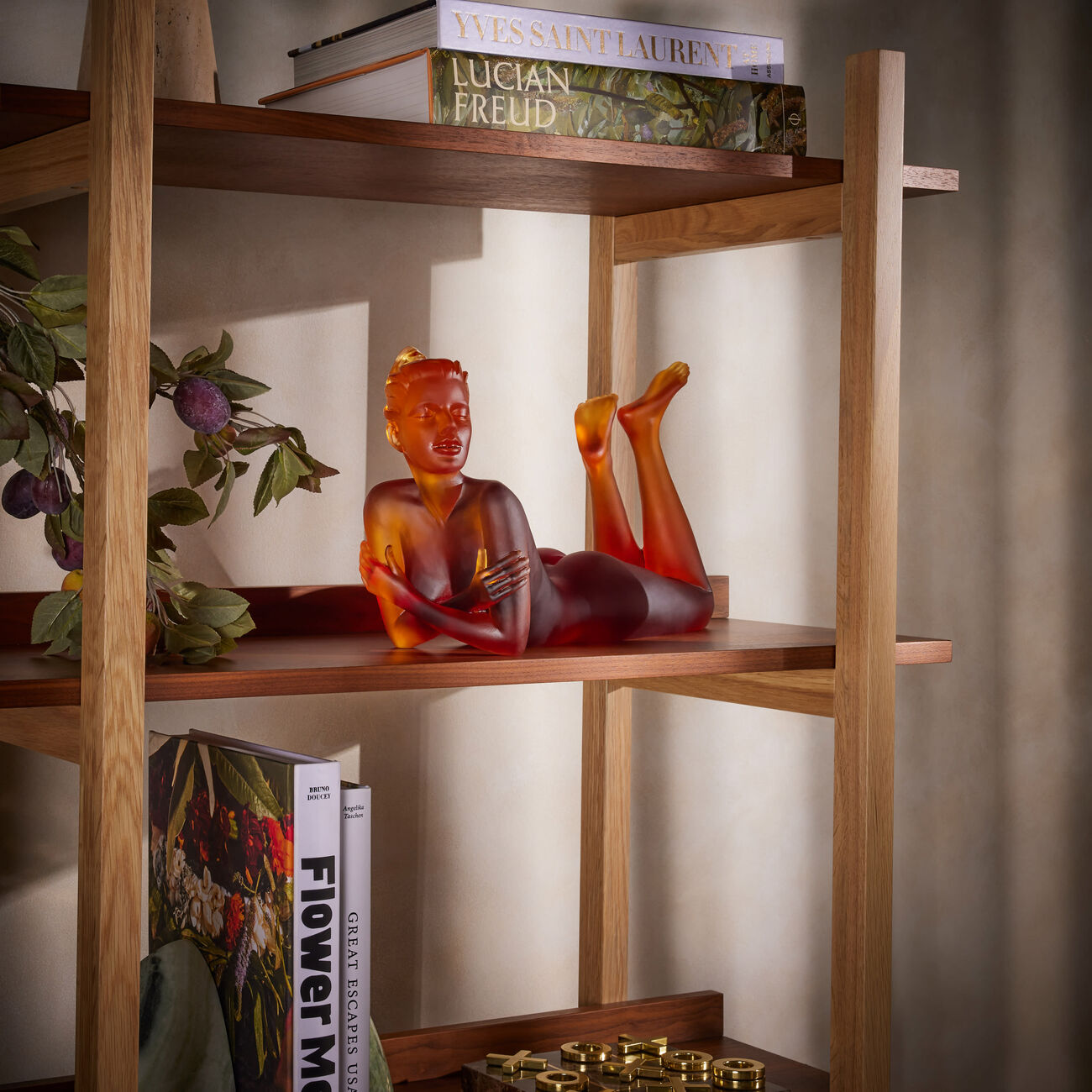 daum ad lie sculpture medium orange