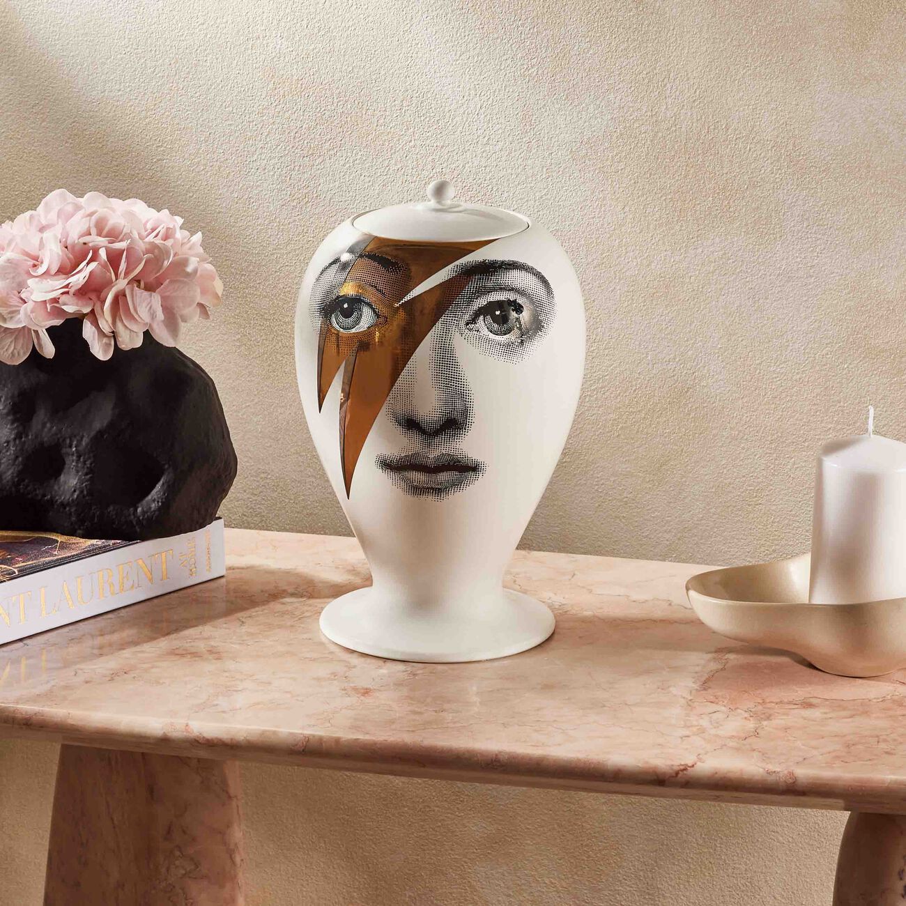 fornasetti tema e variazioni no 375 vase medium white