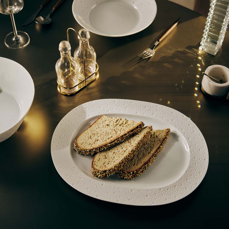 برناردو طبق الضيافة إكيوم بيضاوي أبيض 35 سم