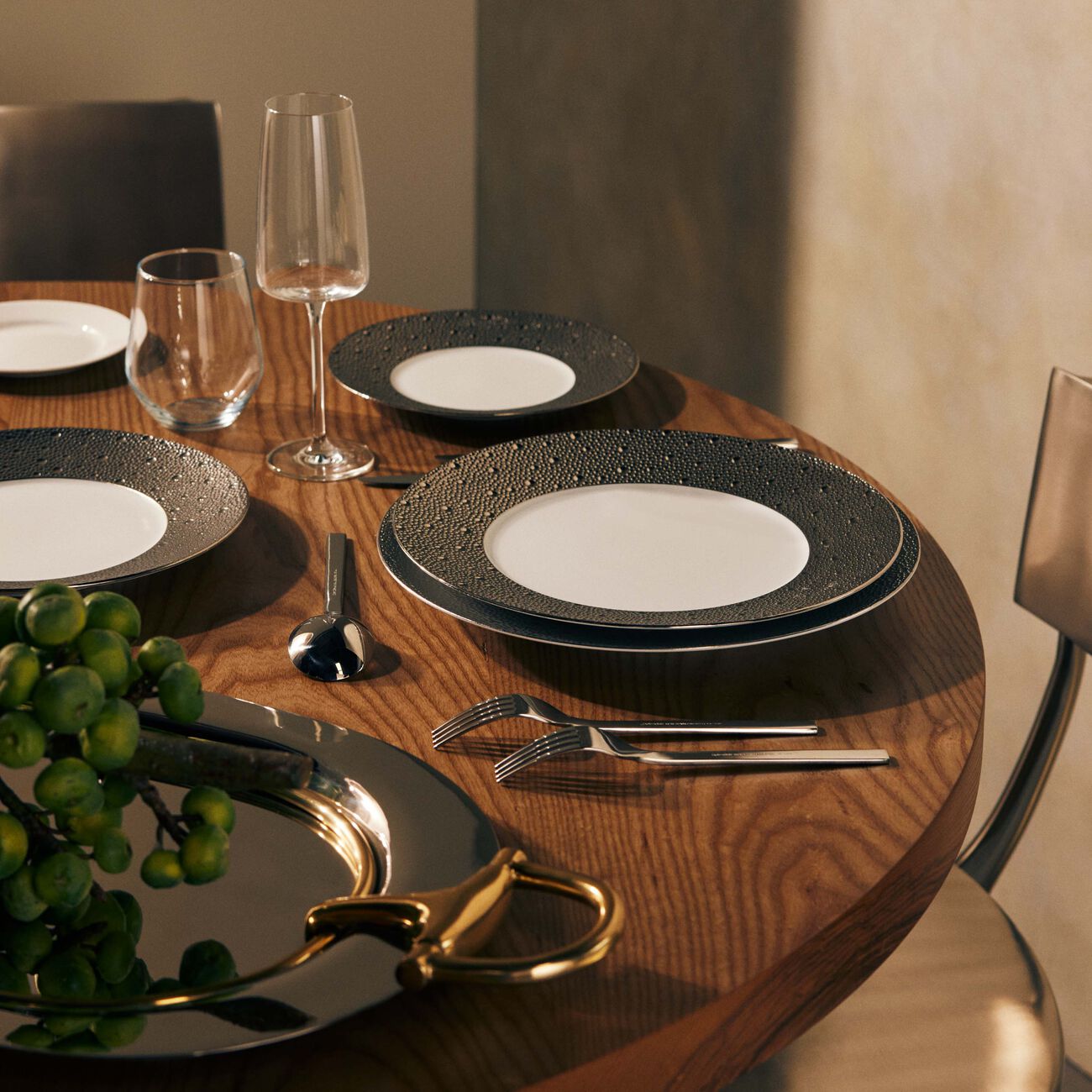 bernardaud ecume service plate round silver 29cm