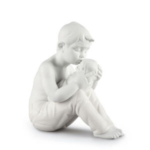 Welcome Home Children Figurine, medium
