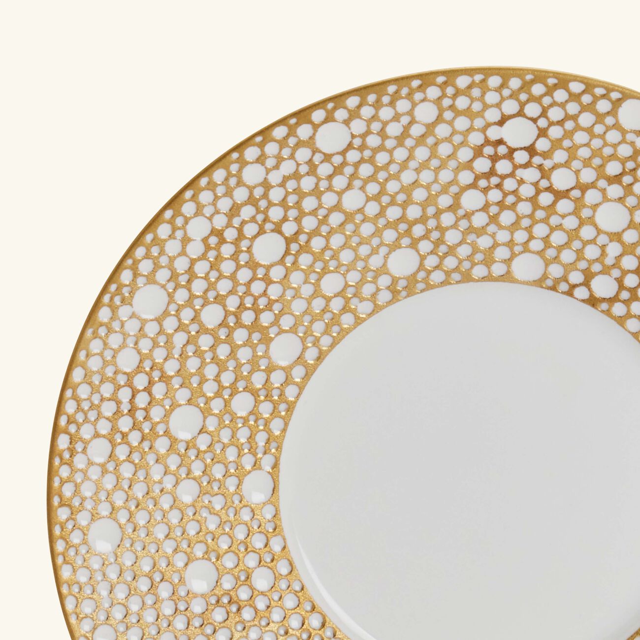 صحن فنجان شاي إيكوم موردوريه ذهبي 14سم برناردو صحن فنجان شاي إيكوم موردوريه ذهبي 14سم