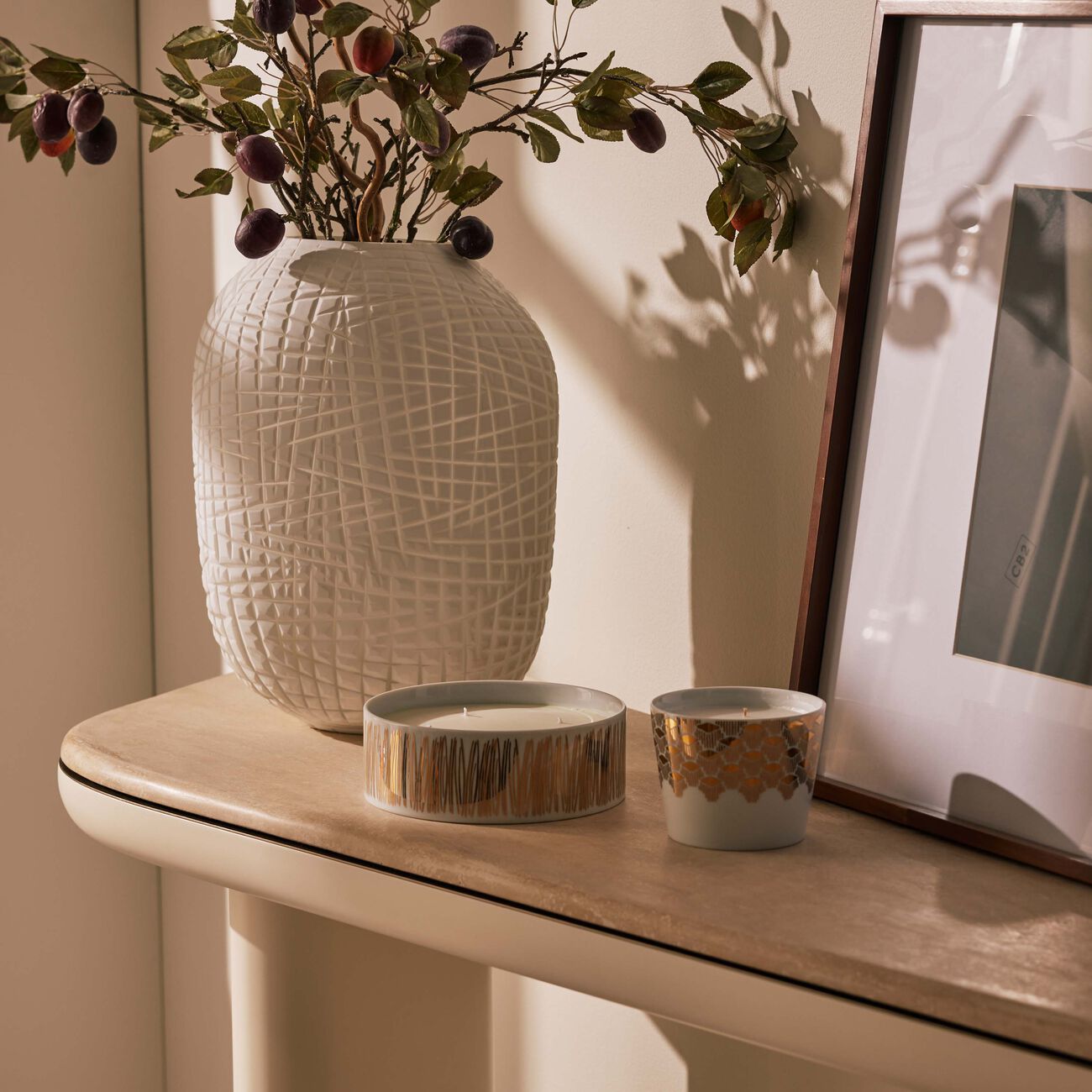 Tamrah by Razan Alazzouni Rose Oud Candle 1000g silsal tamrah by razan alazzouni rose oud candle 1000g