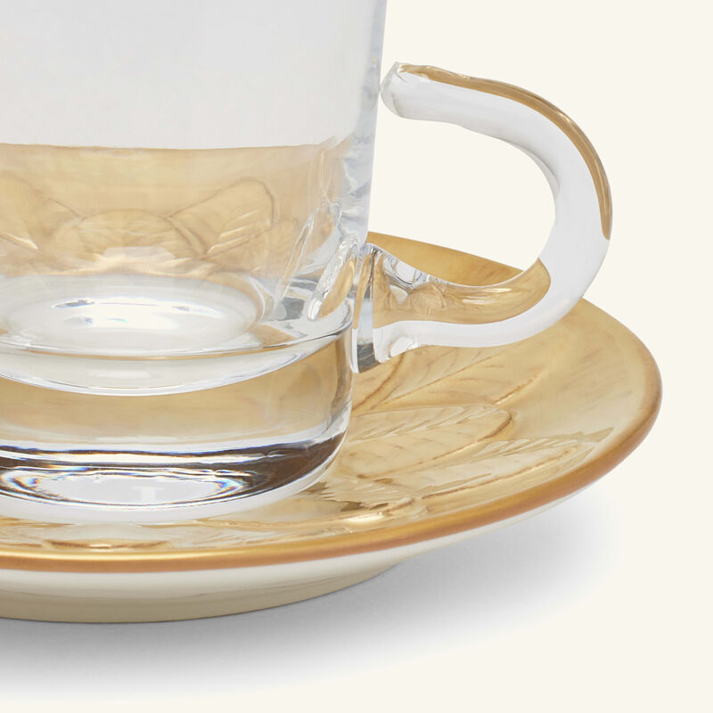 Peacock Tea Cup & Saucer Gold villari peacock tea cup saucer gold