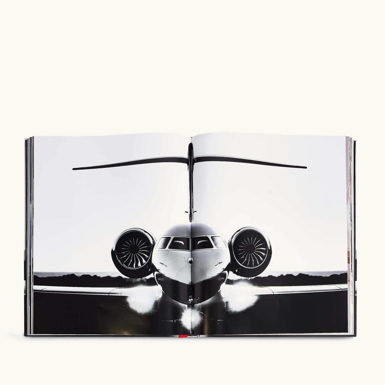 Bombardier Book 47x40cm assouline bombardier book 47x40cm