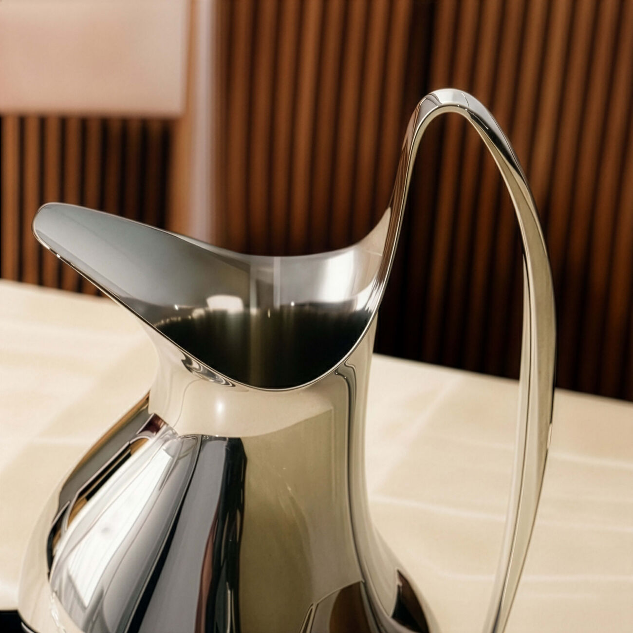 جورج جنسن إبريق كوبل شفاف 1 9 ليتر