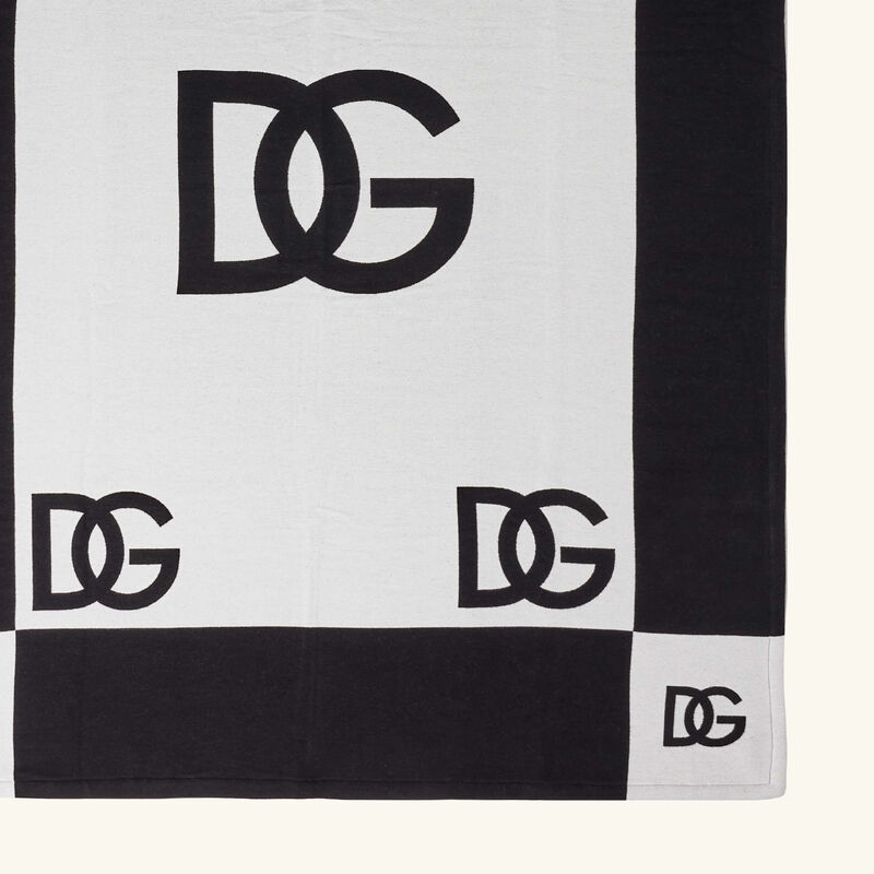 dolce gabbana casa dg logo blanket