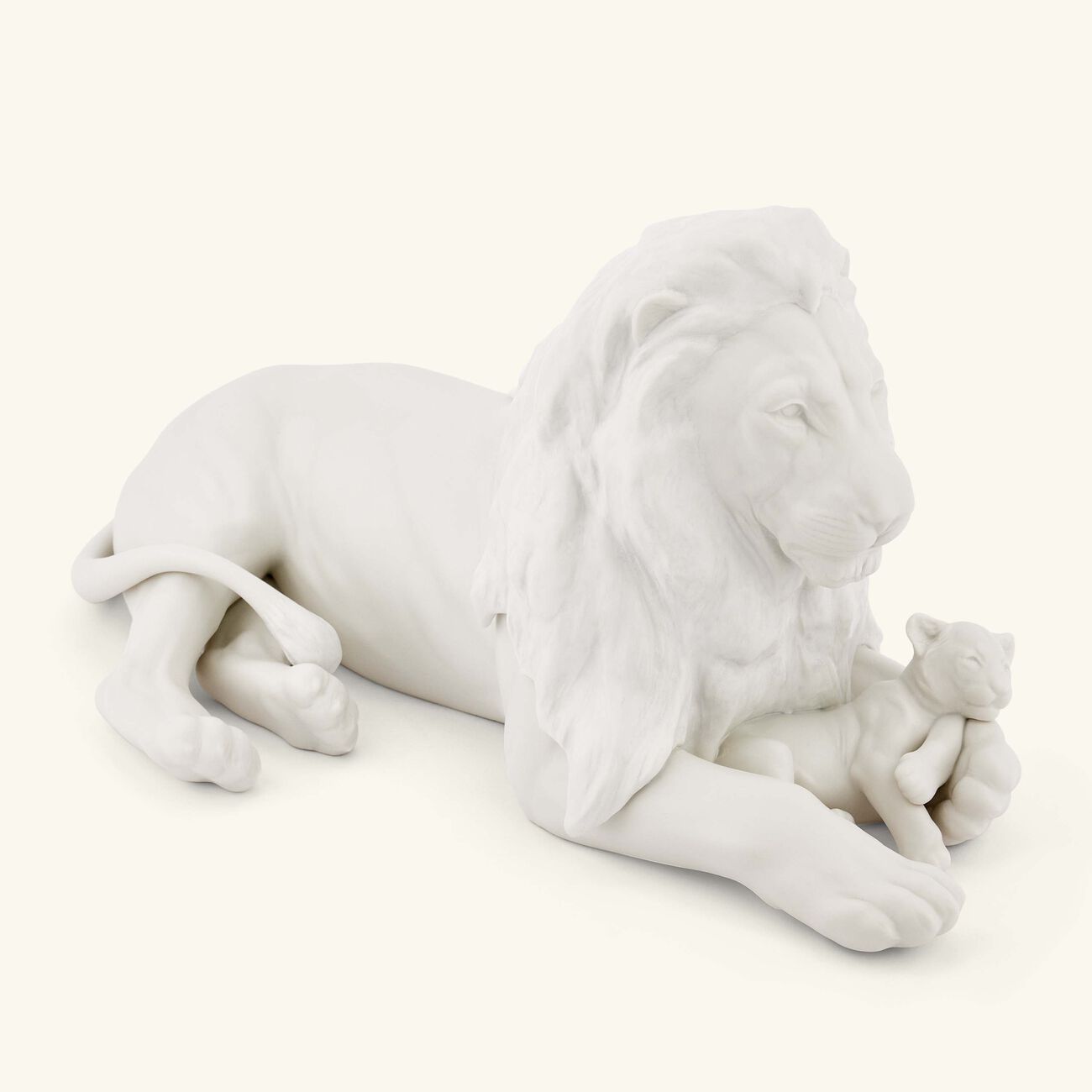lladro lion with cub sculpture small white