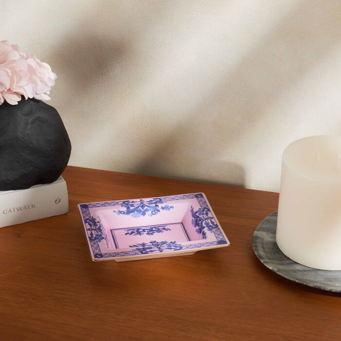 ginori 1735 oriente italiano azalea trinket tray rectangular small pink