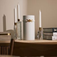 Medusa 95 Vase Round Small White versace medusa 95 vase round small white