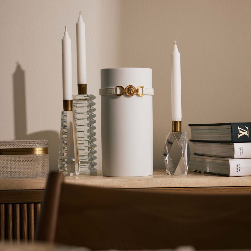 Medusa 95 Vase Round Small White versace medusa 95 vase round small white