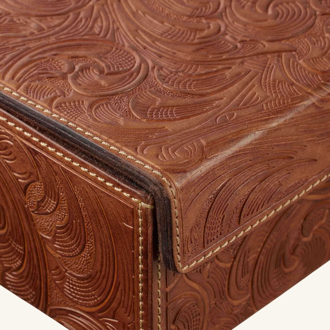 رالف لورين هوم علبة ديكور أيدن باللون البني