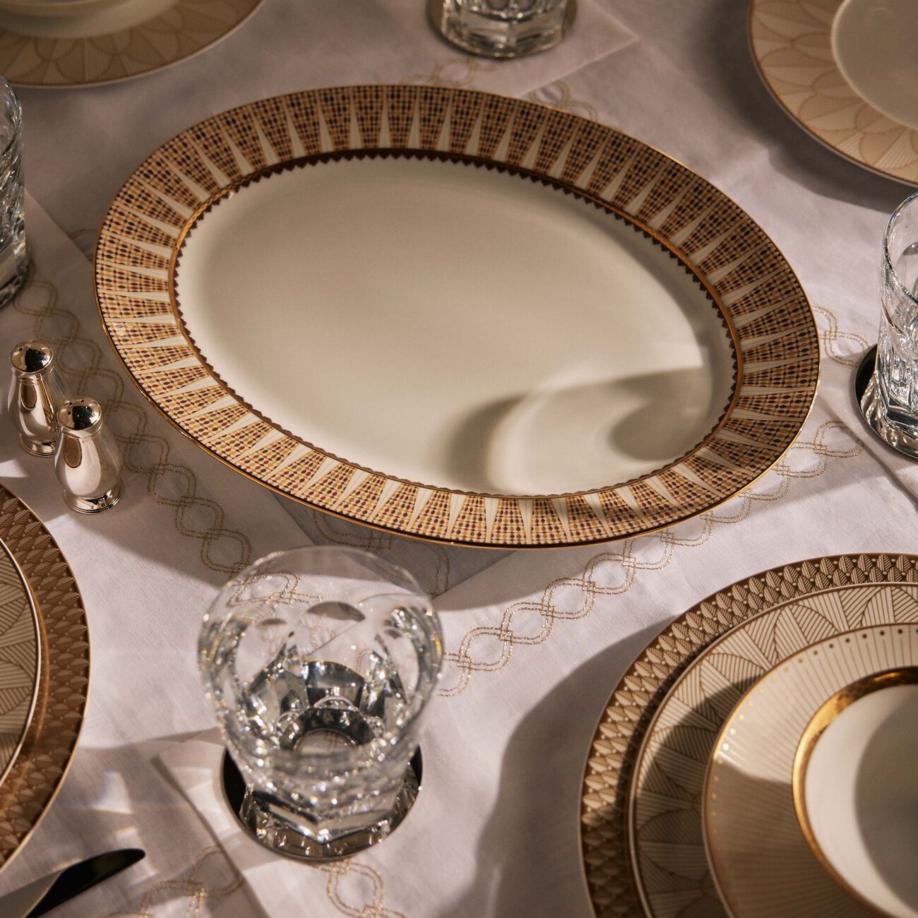 haviland cavalier royal serving platter oval gold 40cm