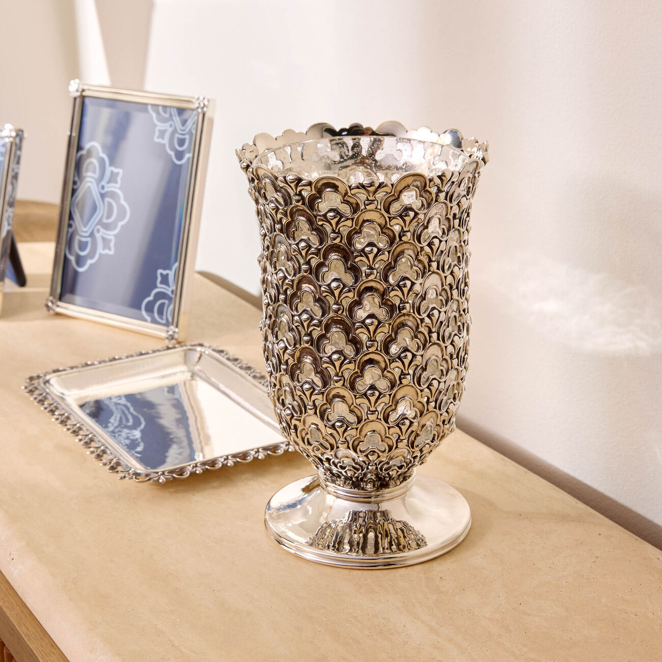 Opera Vase Medium Silver buccellati opera vase medium silver