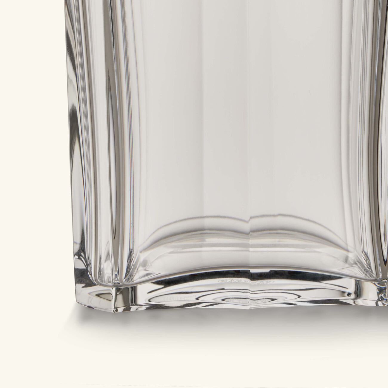 baccarat harcourt decanter red