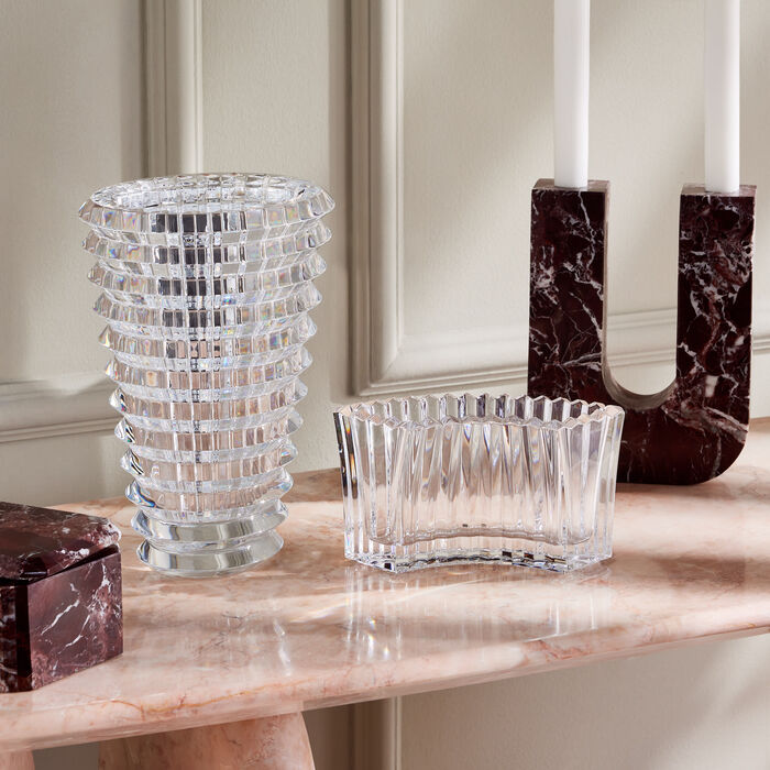baccarat eye vase round medium clear