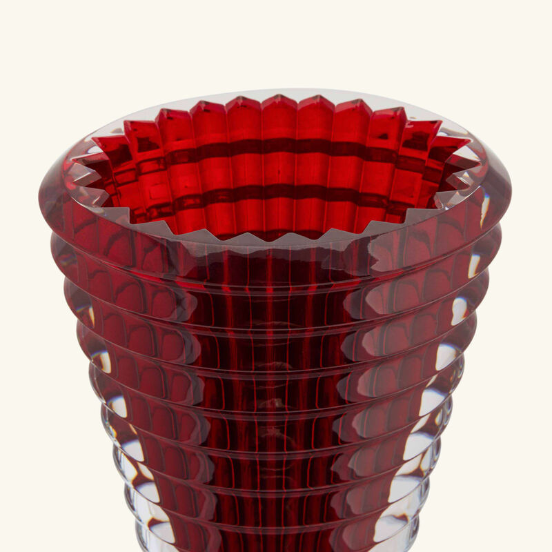 baccarat eye vase round small red
